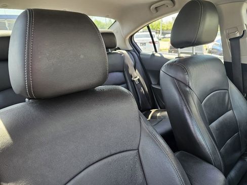 Used 2016 Chevrolet Cruze LT w/ RS Package FWD image 37