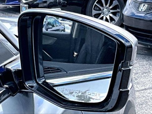 Used 2023 Acura MDX SH-AWD w/ Technology Package image 23