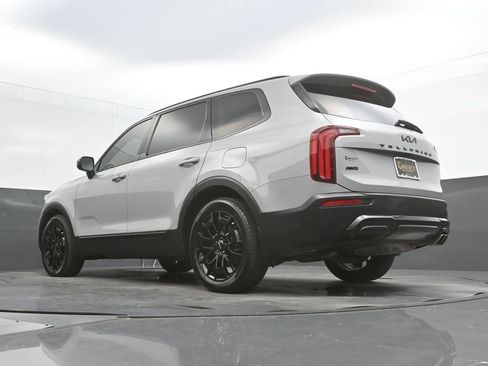Used 2022 Kia Telluride SX w/ SX Prestige Package AWD/4WD image 47