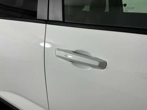 New 2026 Chevrolet Equinox LT w/ Convenience Package II image 14