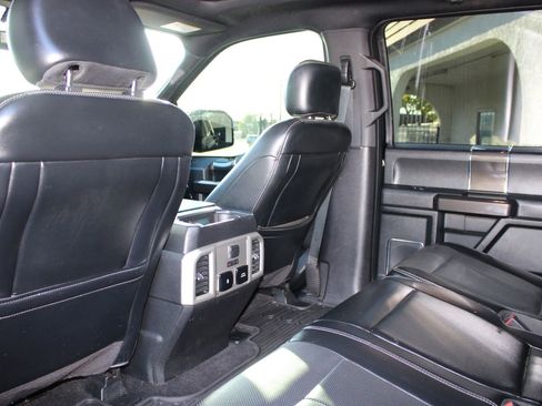 Used 2018 Ford F150 Lariat w/ Equipment Group 502A Luxury image 12