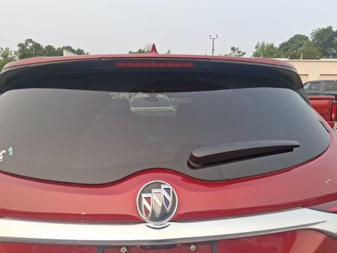 Used 2020 Buick Enclave Essence w/ Sound and Sites Package FWD image 3