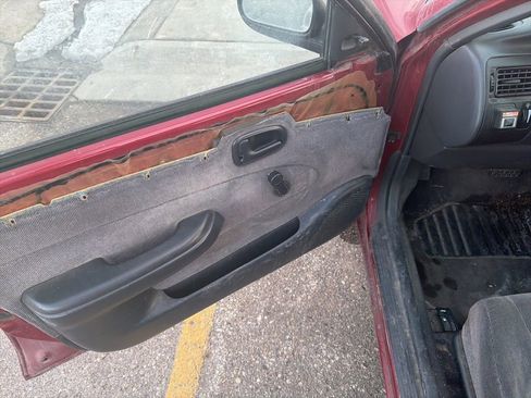 Used 1993 Toyota Corolla Deluxe image 6