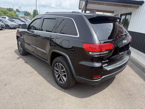 Used 2019 Jeep Grand Cherokee Limited AWD/4WD image 11