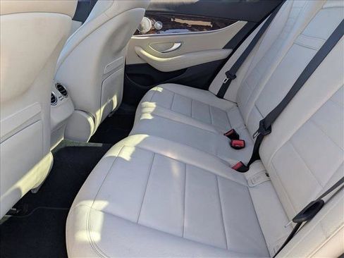 Used 2020 Mercedes-Benz E 350 Sedan image 17