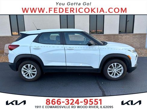 Used 2023 Chevrolet TrailBlazer LS FWD image 1