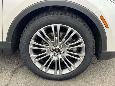 Used 2016 Lincoln MKX Reserve w/ Climate Package image 7