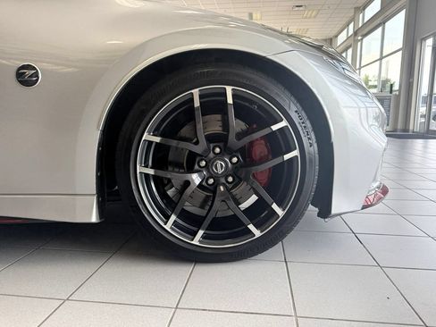 Used 2015 Nissan 370Z NISMO RWD image 56