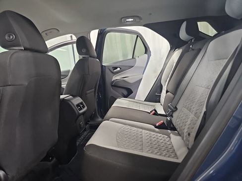 Certified 2024 Chevrolet Equinox LS w/ LS Convenience Package FWD image 17