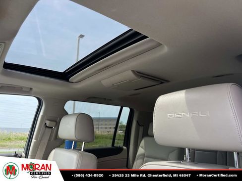 Used 2019 GMC Yukon XL Denali w/ Denali Ultimate Package AWD/4WD image 22