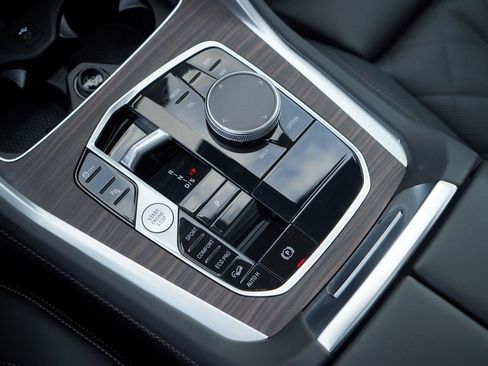 New 2026 BMW X6 xDrive40i AWD/4WD image 17