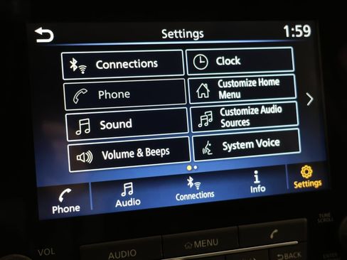 Used 2024 Nissan Frontier SL w/ Technology Package image 33