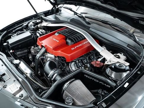 Used 2014 Chevrolet Camaro ZL1 image 34