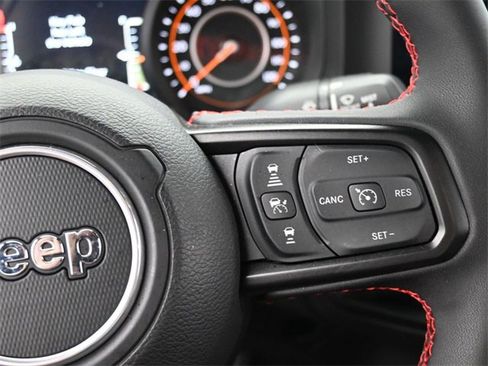 Used 2024 Jeep Gladiator Rubicon w/ Safety Group image 21