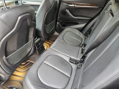 Used 2018 BMW X1 sDrive28i image 39