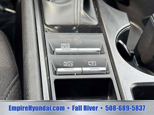 Used 2025 Hyundai Sonata SE FWD image 25