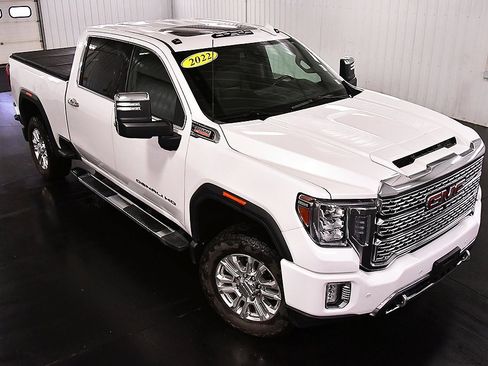 Used 2022 GMC Sierra 3500 Denali image 15