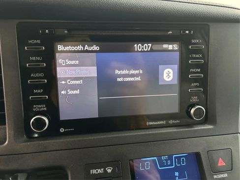 Used 2018 Toyota Sienna XLE w/ XLE Navigation Package AWD/4WD image 45