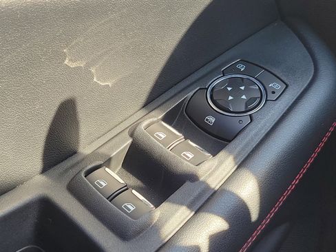 Used 2020 Ford Edge ST-Line image 26