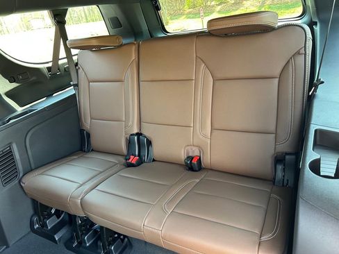 New 2026 Chevrolet Suburban High Country RWD image 43