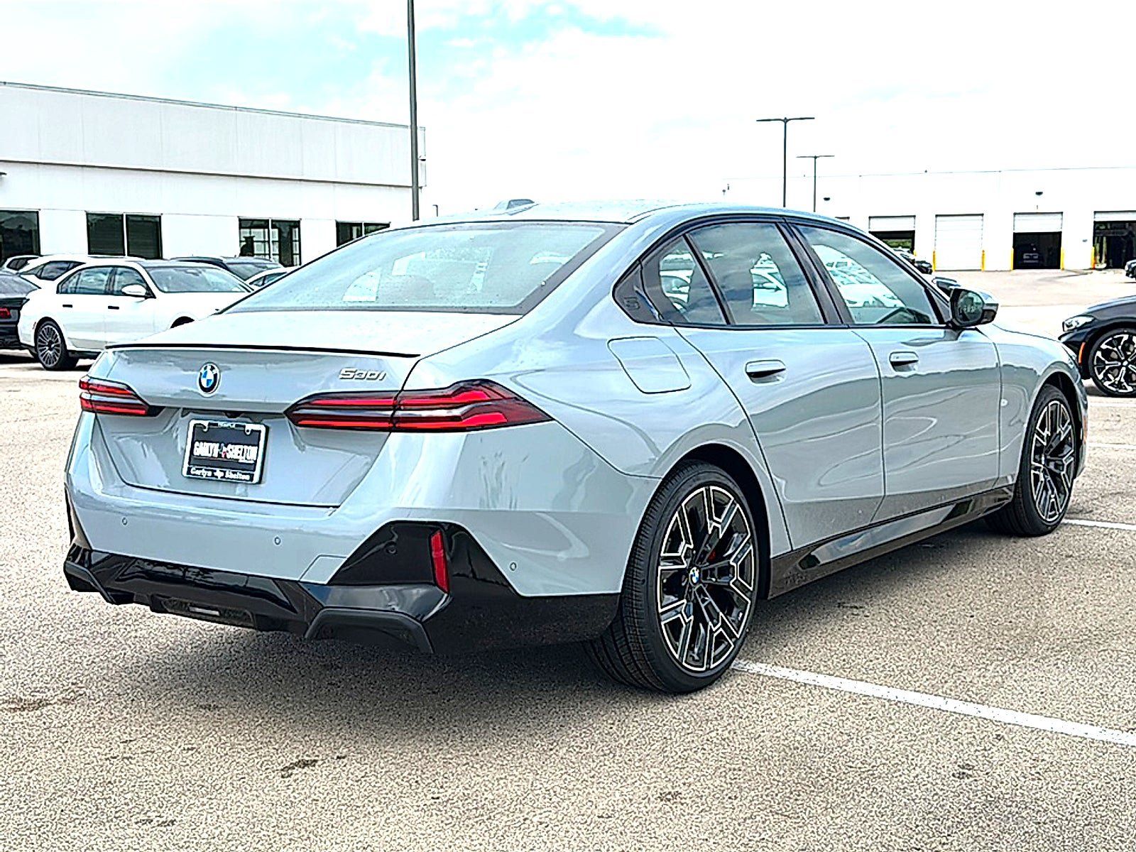 New 2026 BMW 530i w/ M Sport Package RWD image 8