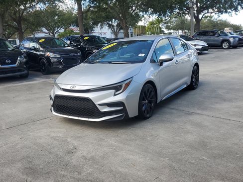 Used 2023 Toyota Corolla SE image 7