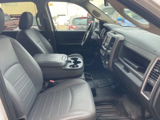 Used 2017 RAM 3500 Tradesman w/ Ambulance Prep Group AWD/4WD image 15