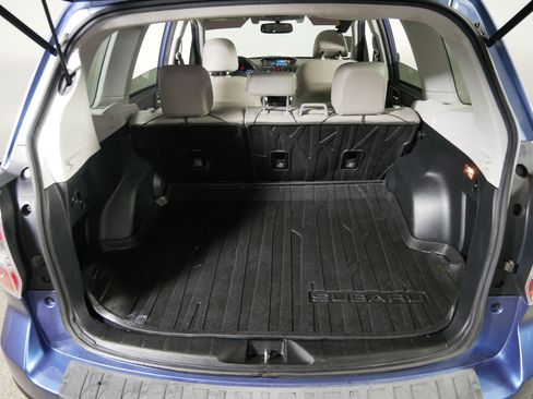 Used 2016 Subaru Forester 2.5i Touring w/ Eyesight & Navigation System AWD/4WD image 18