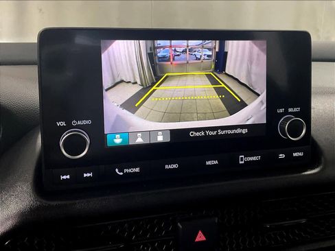 Used 2025 Honda HR-V LX image 19