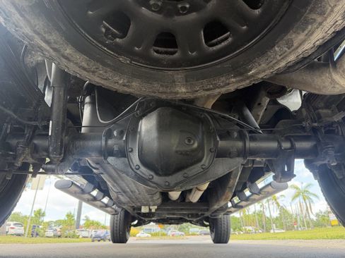 Used 2011 GMC Sierra 2500 SLE w/ SLE Preferred Package image 21