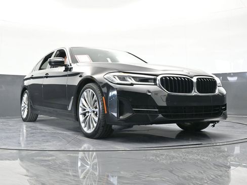 Used 2022 BMW 530i w/ Premium Package image 72