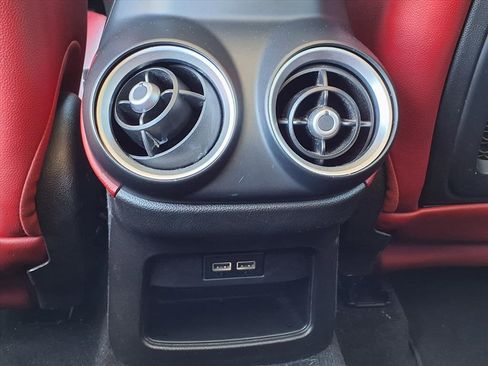 Used 2021 Alfa Romeo Stelvio Ti w/ Nero Edizione image 16