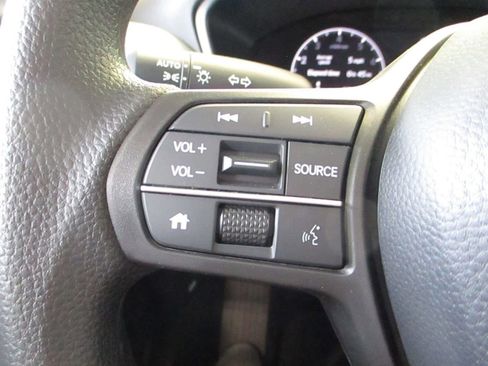 New 2026 Honda HR-V LX image 15