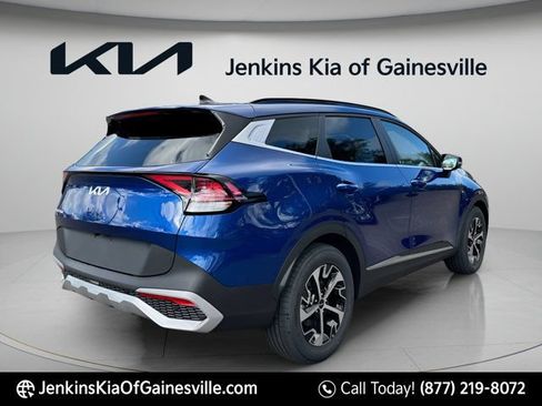 Used 2025 Kia Sportage EX w/ Premium Package FWD image 3