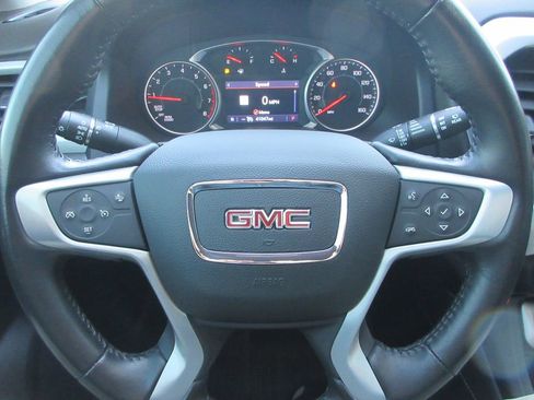 Certified 2022 GMC Acadia SLT image 24