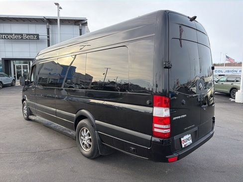 Used 2017 Mercedes-Benz Sprinter 3500 image 6