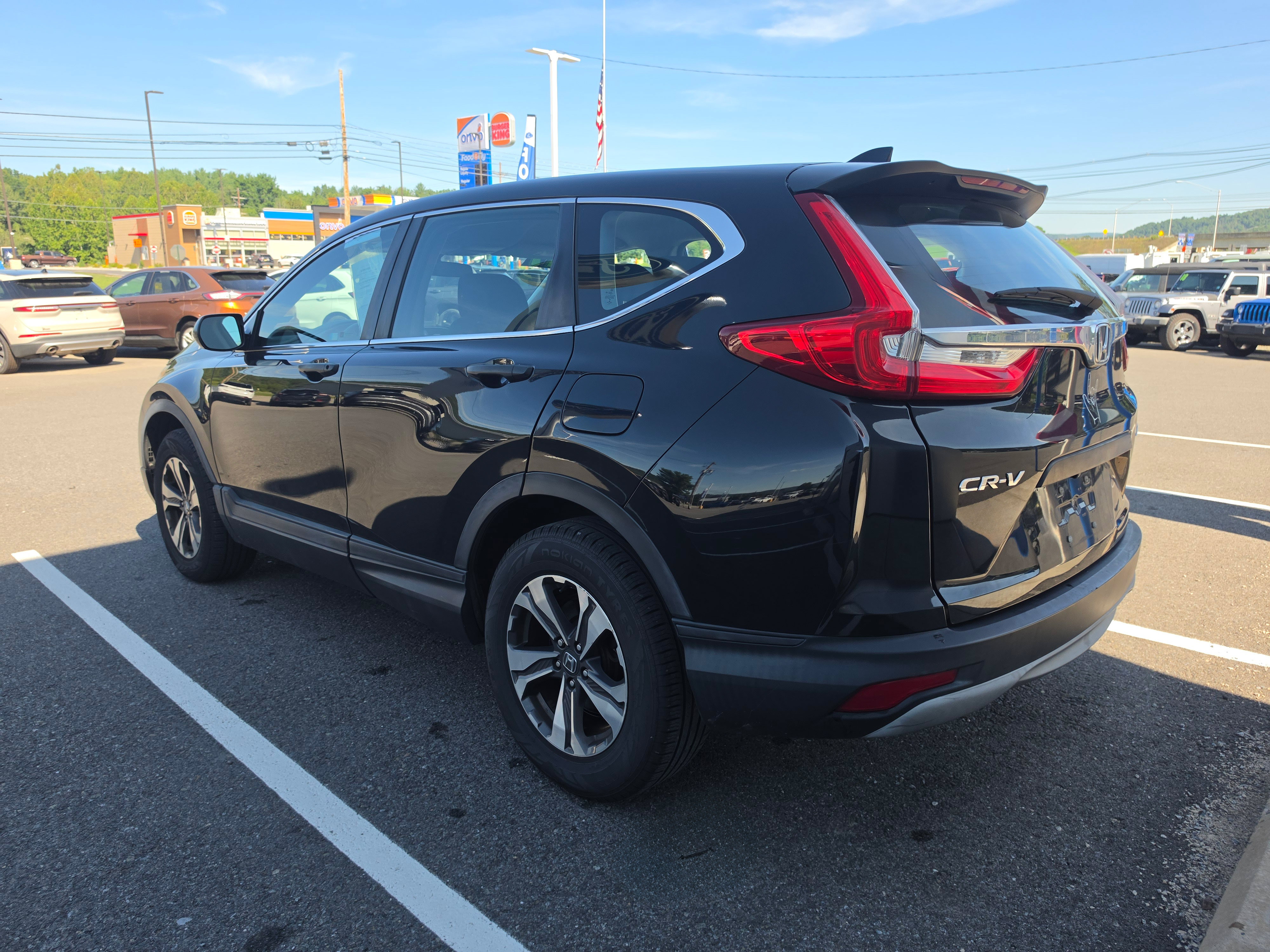 Used 2017 Honda CR-V LX image 6