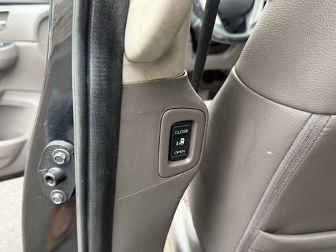 Used 2015 Honda Odyssey EX-L image 26