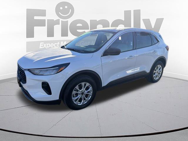 Used 2023 Ford Escape Active AWD/4WD image 2