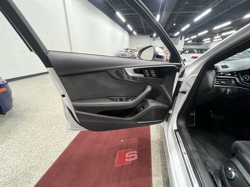 Used 2022 Audi S4 Premium Plus image 24
