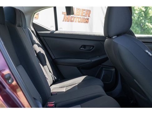 Used 2024 Nissan Sentra SV FWD image 4