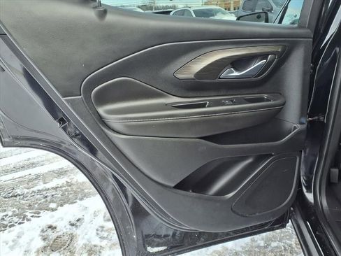 Certified 2022 GMC Terrain SLE image 27