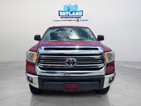Used 2017 Toyota Tundra SR5 w/ SR5 Upgrade Package AWD/4WD image 21