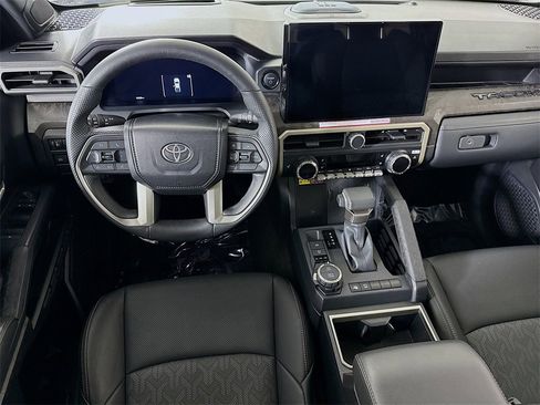 Certified 2024 Toyota Tacoma Limited image 3