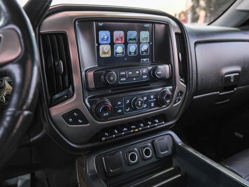 Used 2017 GMC Sierra 2500 Denali w/ Duramax Plus Package image 24