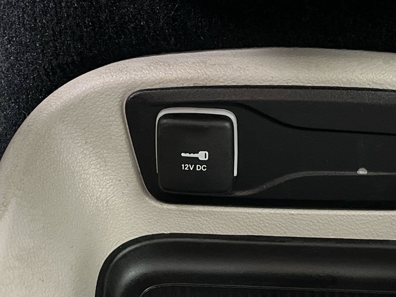 Used 2024 Chrysler Pacifica Limited FWD image 24