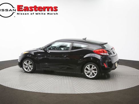 Used 2016 Hyundai Veloster image 59
