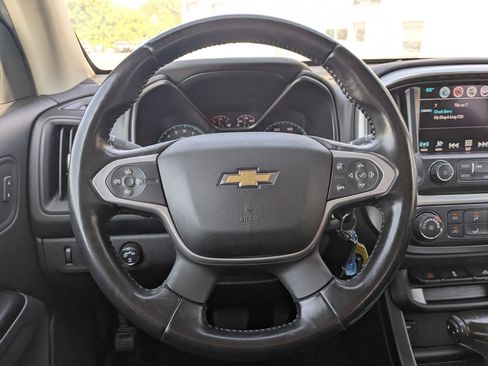 Used 2018 Chevrolet Colorado LT w/ LT Convenience Package AWD/4WD image 18