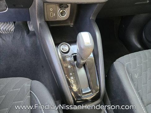 Used 2022 Nissan Kicks S FWD image 29