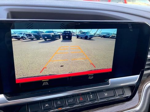 Used 2025 Chevrolet Silverado 1500 LT image 26